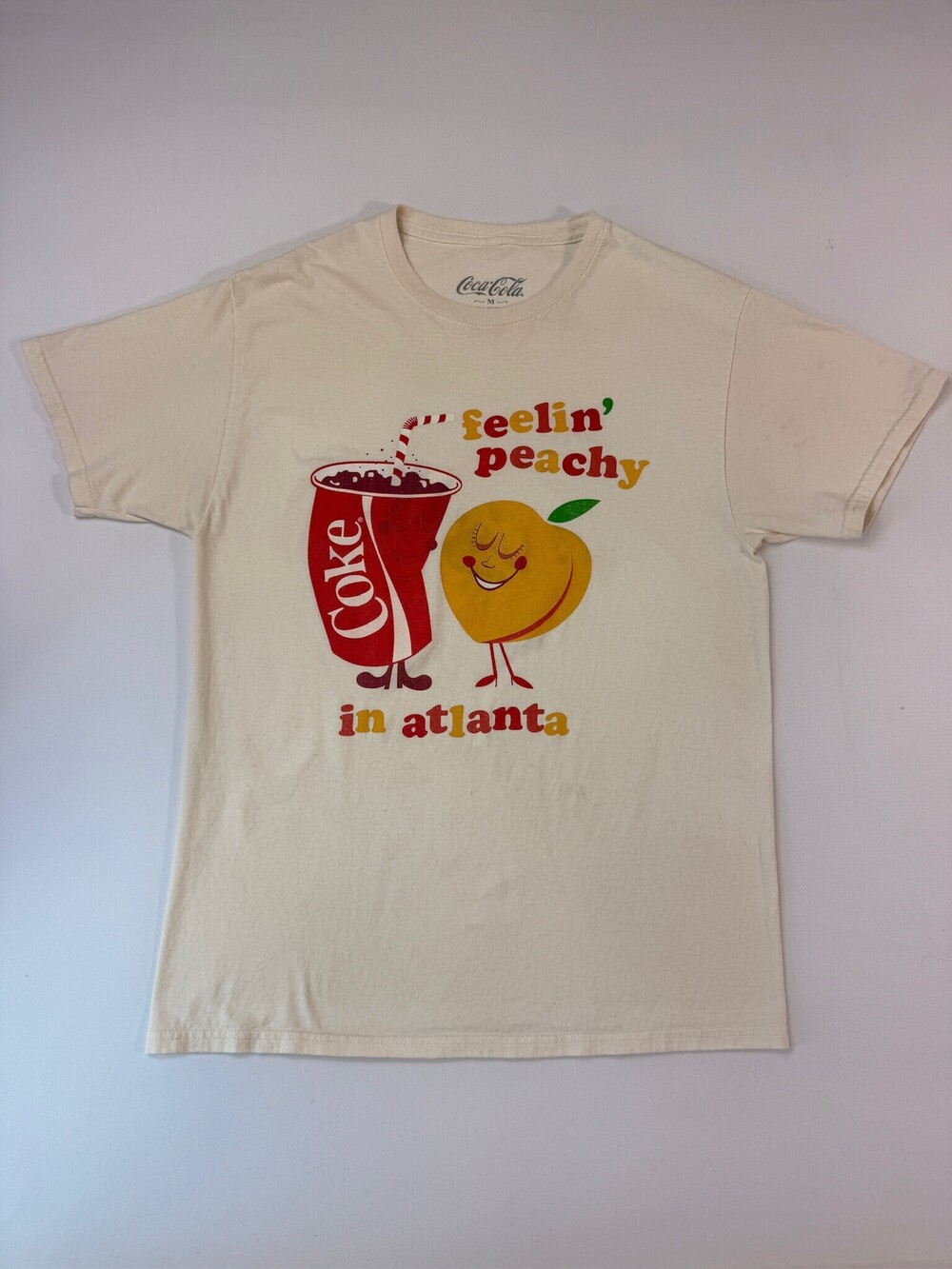 Vintage-style Coca-Cola Feelin Peachy in Atlanta Graphic Tee Sz M collector - Picture 2 of 6